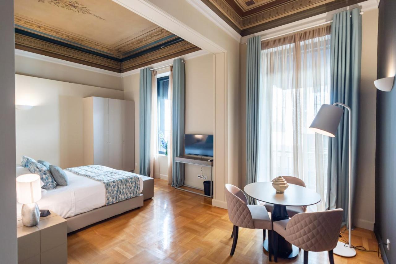 33Solonossuites Athena Bagian luar foto