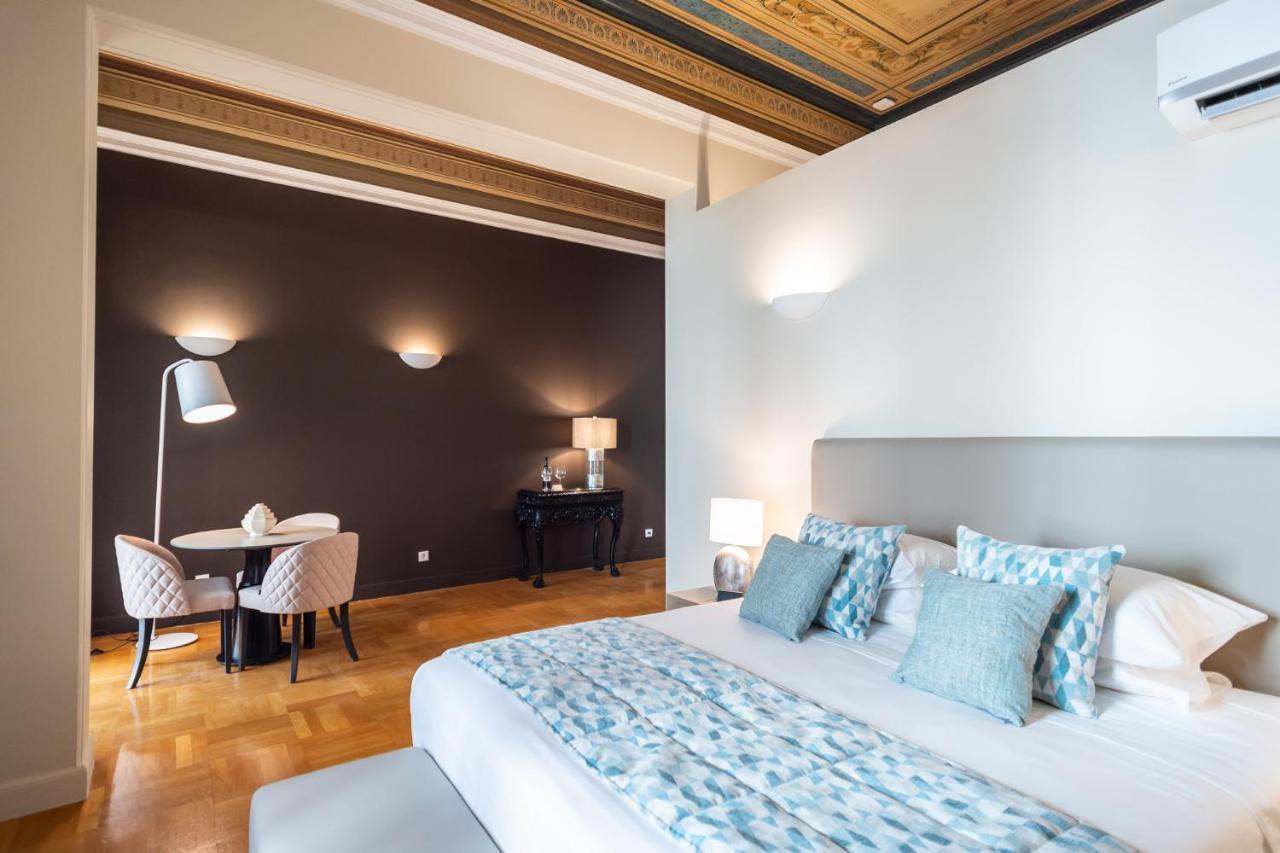33Solonossuites Athena Bagian luar foto