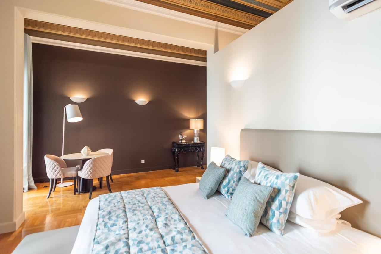 33Solonossuites Athena Bagian luar foto