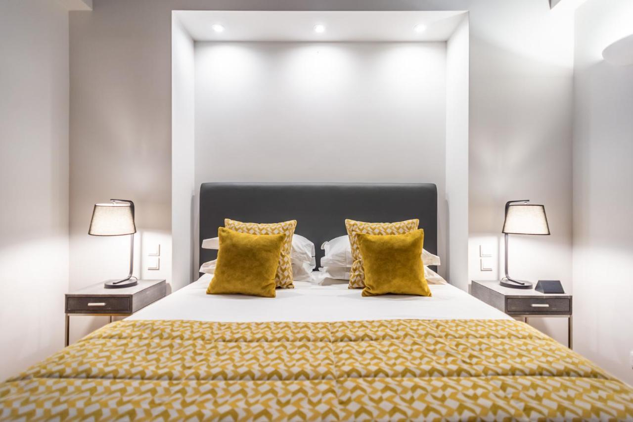 33Solonossuites Athena Bagian luar foto