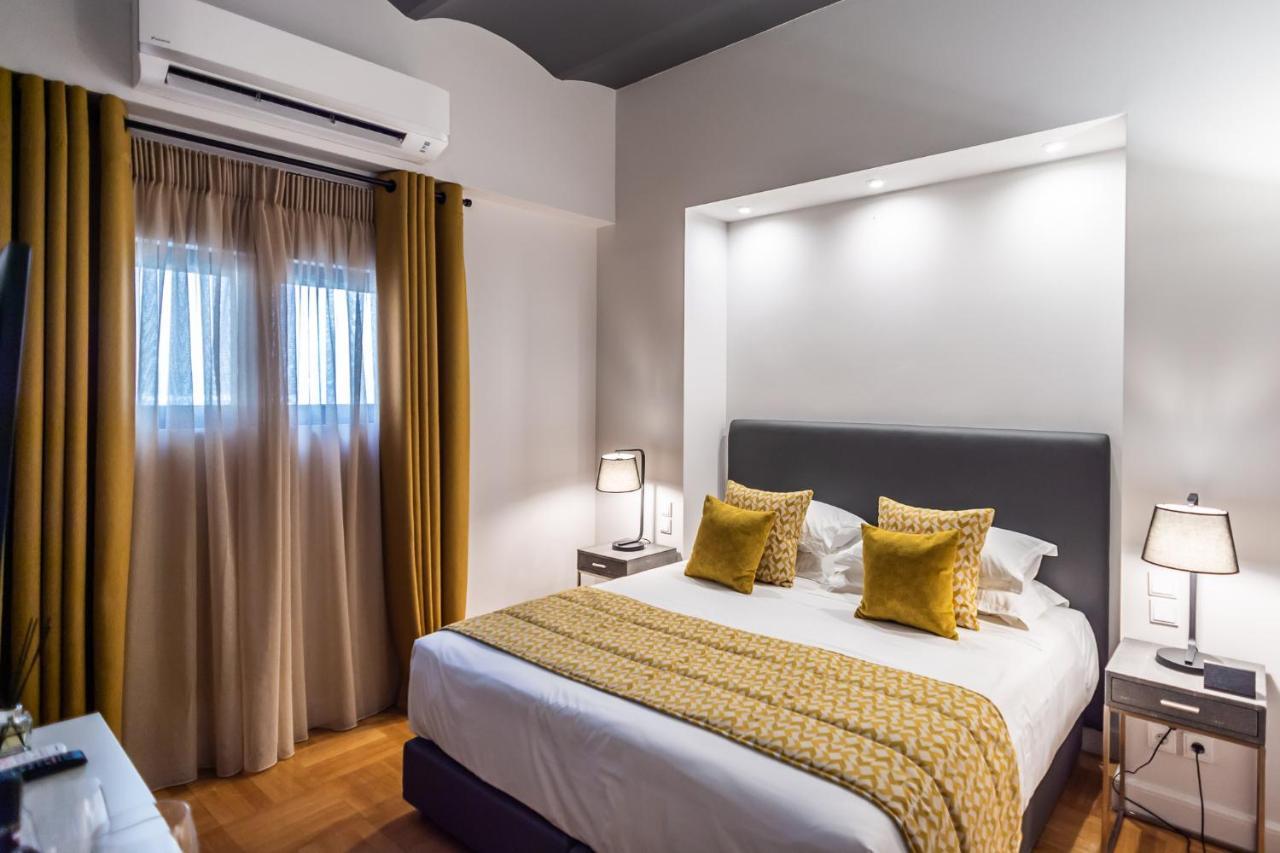 33Solonossuites Athena Bagian luar foto