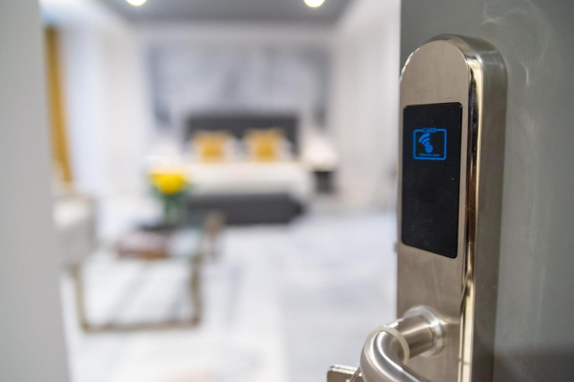 33Solonossuites Athena Ruang foto